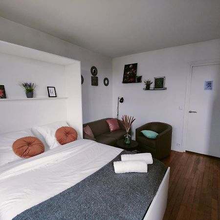 شقة Studio Neuilly Seine - Champs Elysees - La Defense المظهر الخارجي الصورة
